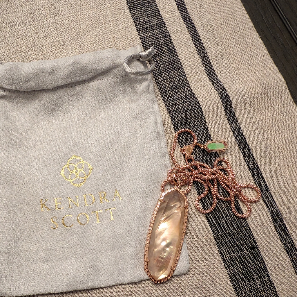 Kendra Scott Layden Necklace Rose Gold 18$